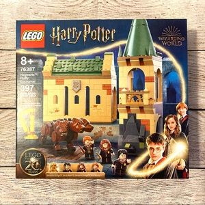 LEGO HARRY POTTER Hogwarts Fluffy Encounter Building Set